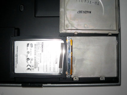 dynabook HDD slot